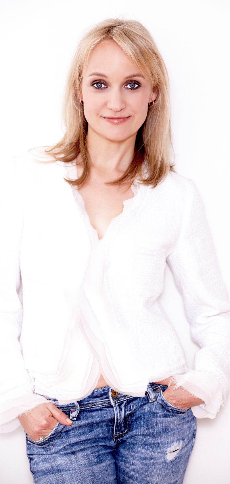Eva Herzig Logo Black